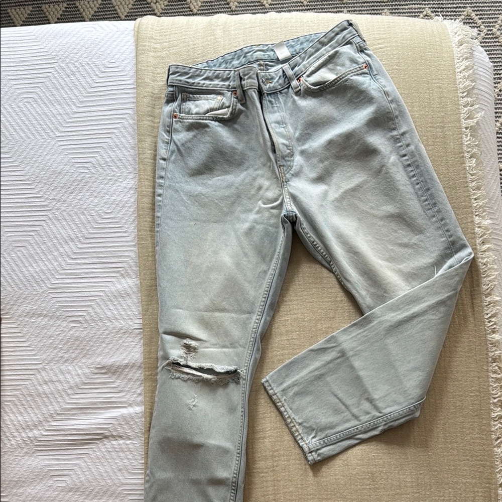 H&M distressed boyfriend Jeans